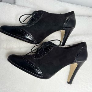 Anne Klein Vtg style Black Bootie Heels 8.5
